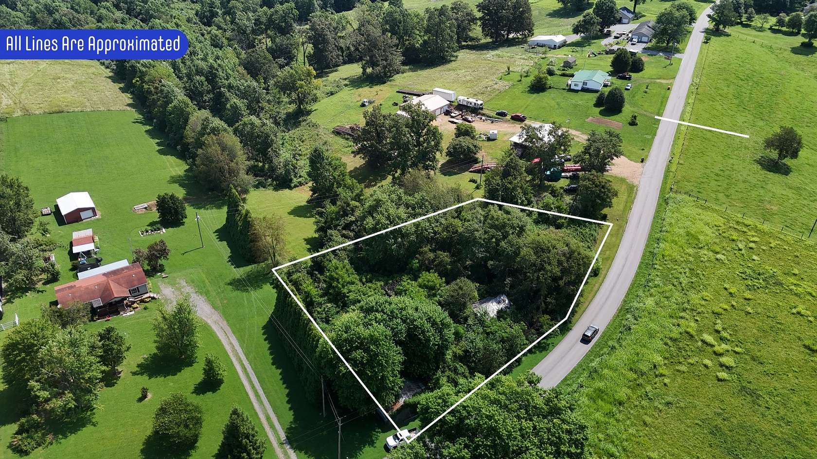 0.84 Acres of Residential Land for Sale in Lafayette, Tennessee