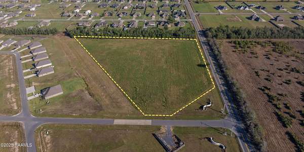8.49 Acres of Mixed-Use Land for Sale in Iowa, Louisiana
