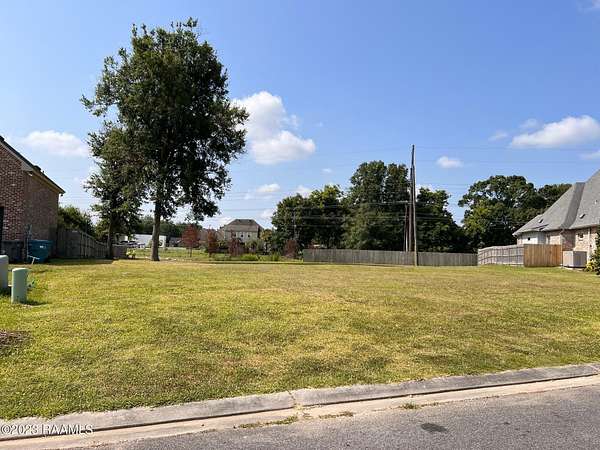0.44 Acres of Residential Land for Sale in Lafayette, Louisiana