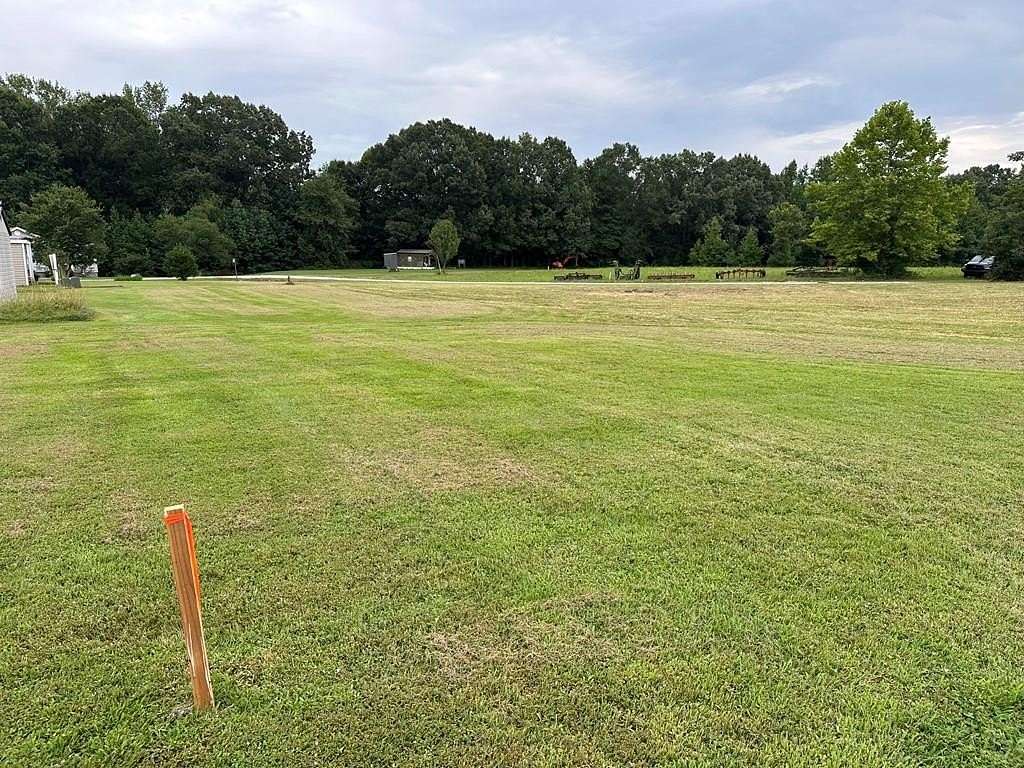 0.5 Acres of Residential Land for Sale in Paris, Tennessee