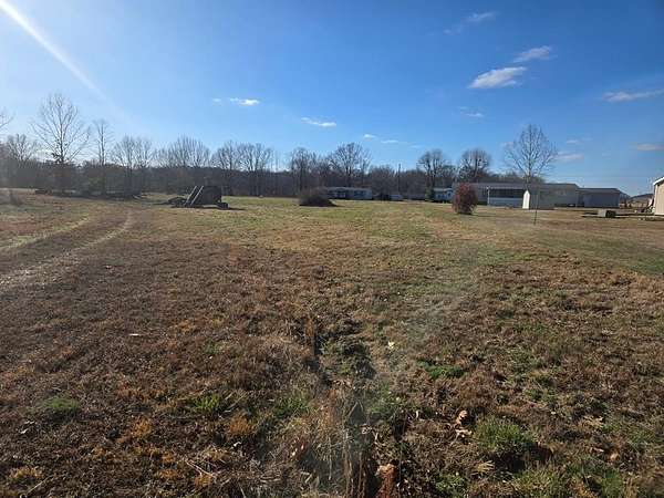 0.5 Acres of Residential Land for Sale in Paris, Tennessee
