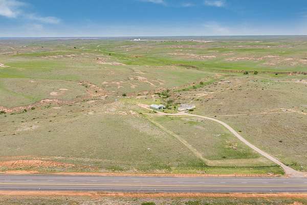 39.5 Acres of Improved Land for Sale in Skellytown, Texas