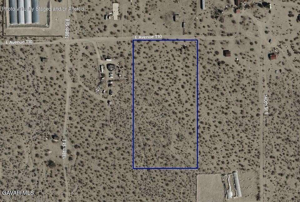 5 Acres of Residential Land for Sale in Pearblossom, California