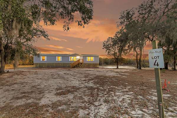 15.2 Acres of Land with Home for Sale in Dorchester, South Carolina