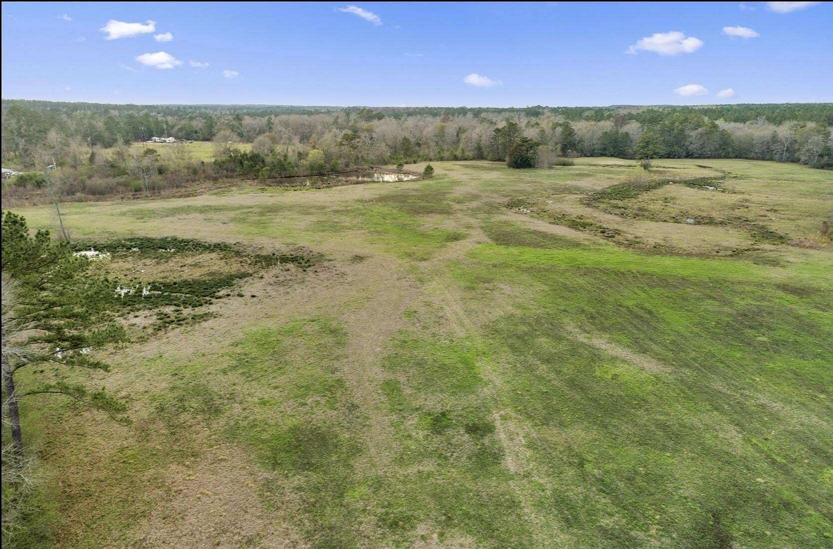 5 Acres of Residential Land for Sale in Columbia, Mississippi