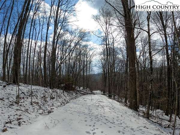 6 Acres of Residential Land for Sale in Boone, North Carolina
