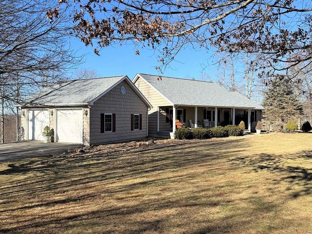 5.19 Acres of Residential Land with Home for Sale in Laurel Fork, Virginia