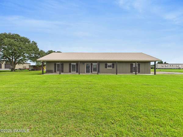 7.89 Acres of Residential Land with Home for Sale in Kaplan, Louisiana