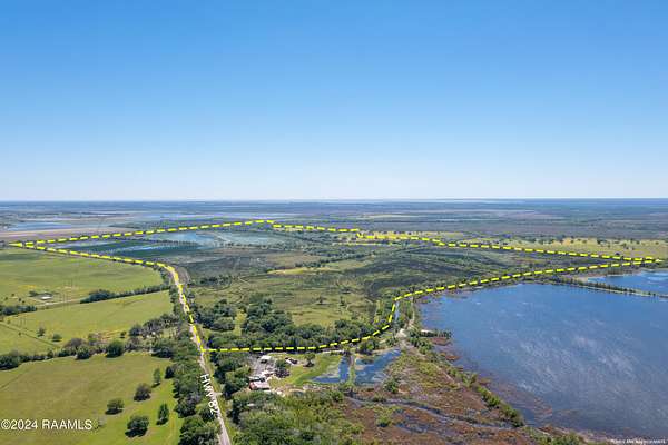 595 Acres of Land for Sale in Abbeville, Louisiana
