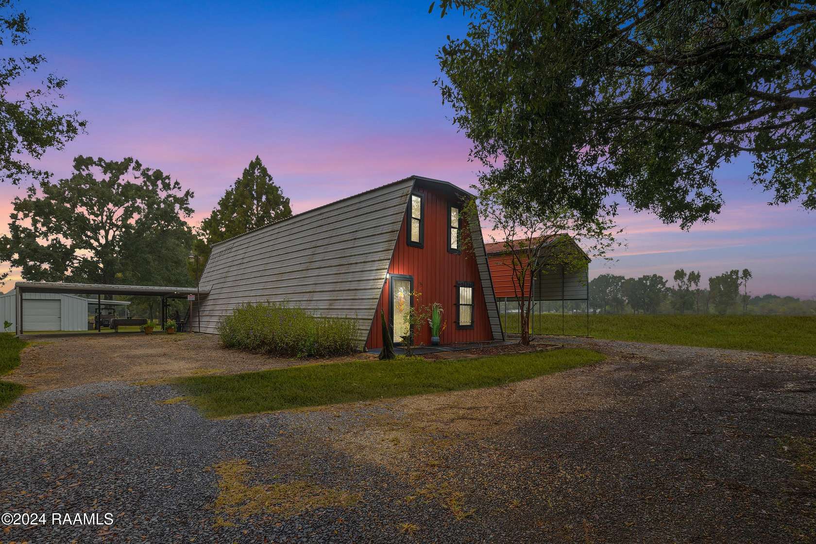 4.4 Acres of Residential Land with Home for Sale in Sunset, Louisiana