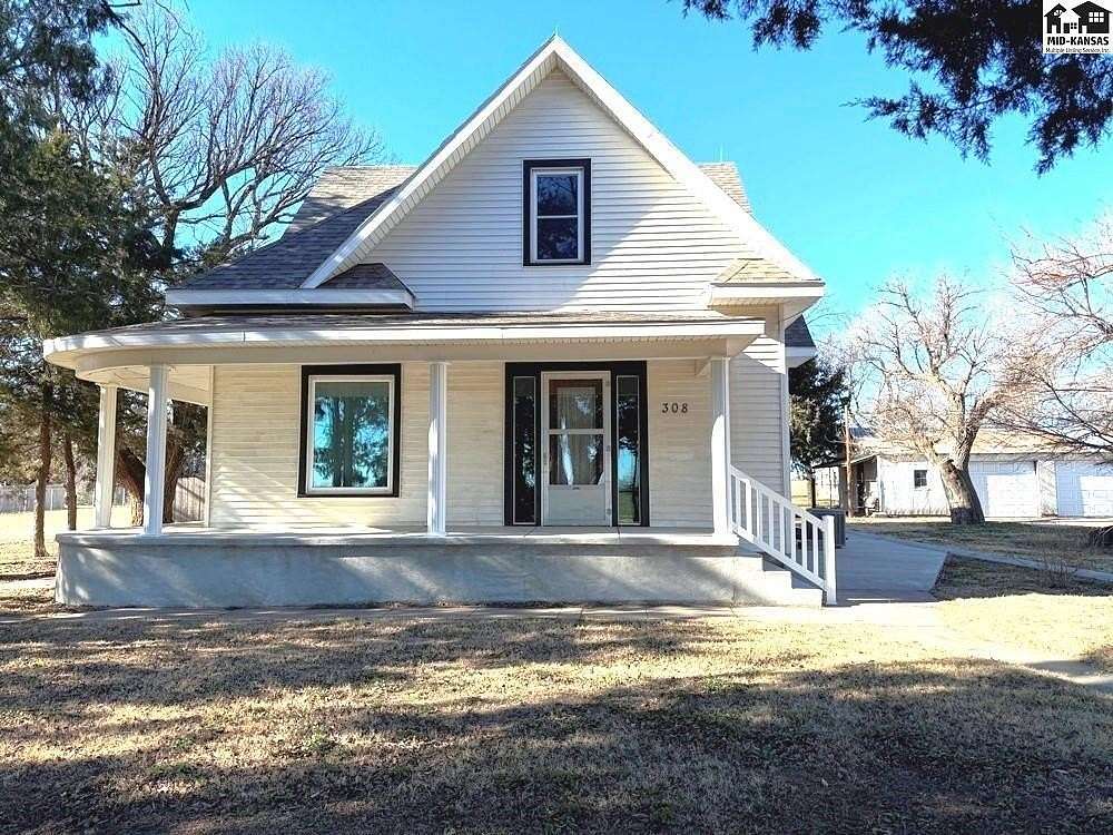 2.74 Acres of Residential Land with Home for Sale in Garfield, Kansas