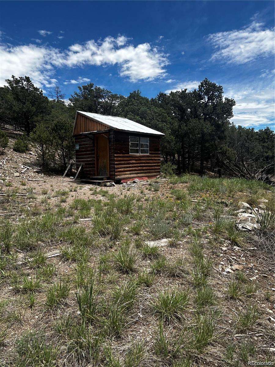 1.66 Acres of Land for Sale in Cotopaxi, Colorado