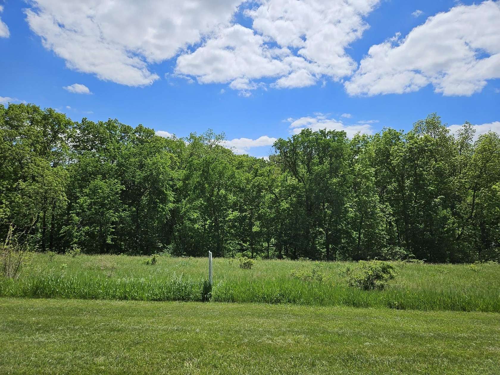 0.91 Acres of Residential Land for Sale in Galena, Illinois
