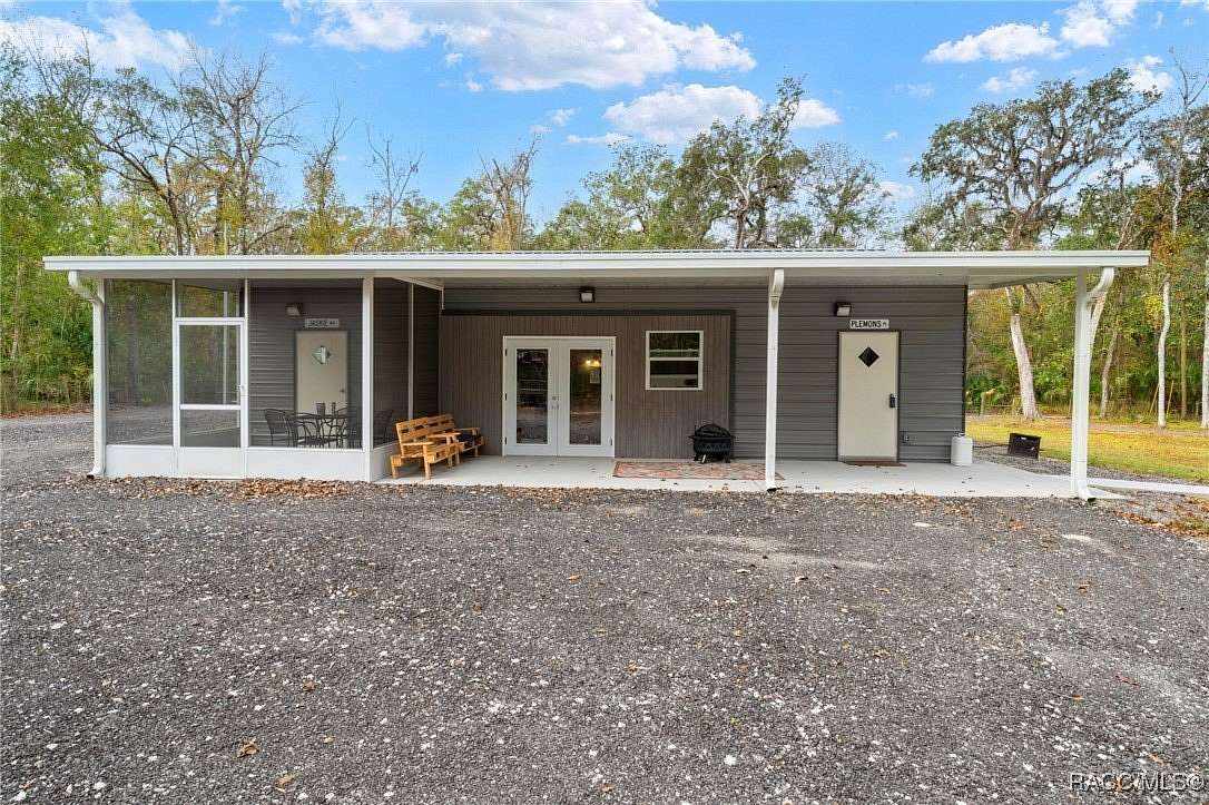 2.1 Acres of Residential Land with Home for Sale in Brooksville, Florida