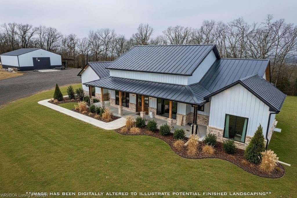 5 Acres of Residential Land with Home for Sale in Sallisaw, Oklahoma