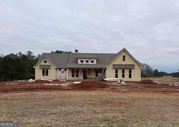 3 Acres of Residential Land with Home for Sale in Williamson, Georgia