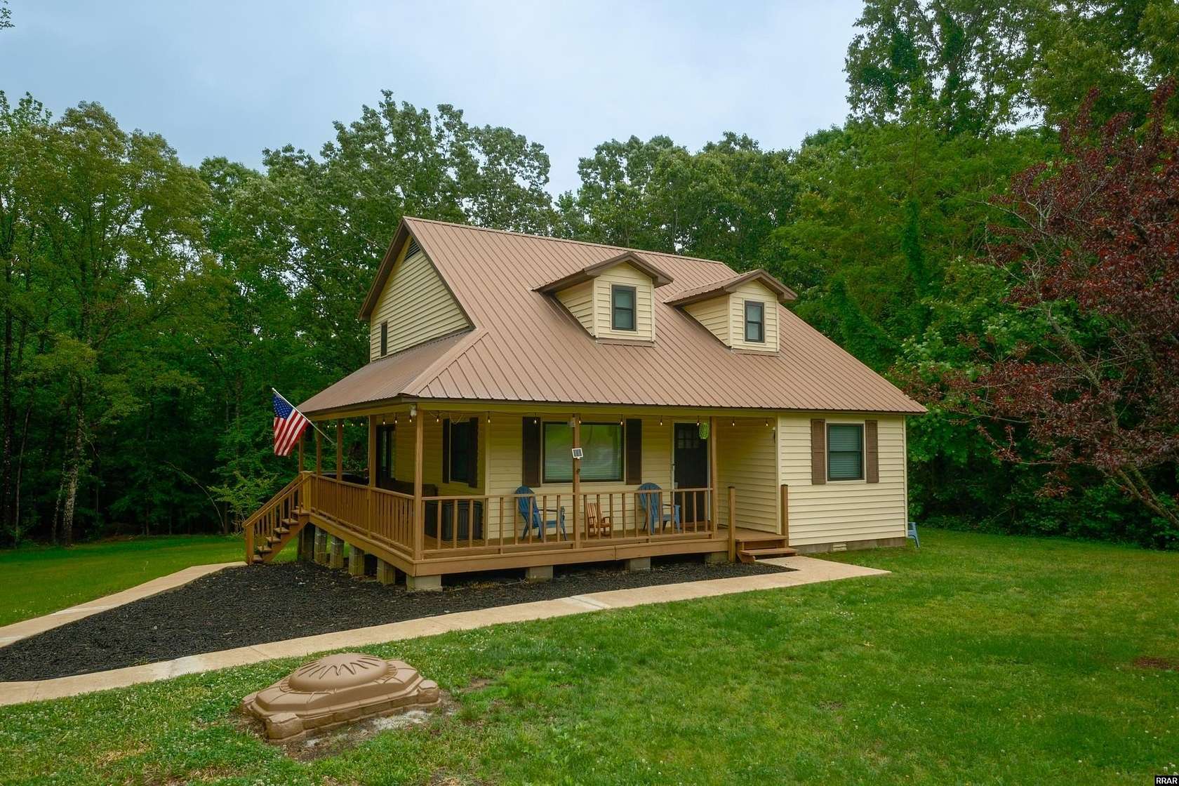 29.5 Acres of Land with Home for Sale in Greenfield, Tennessee