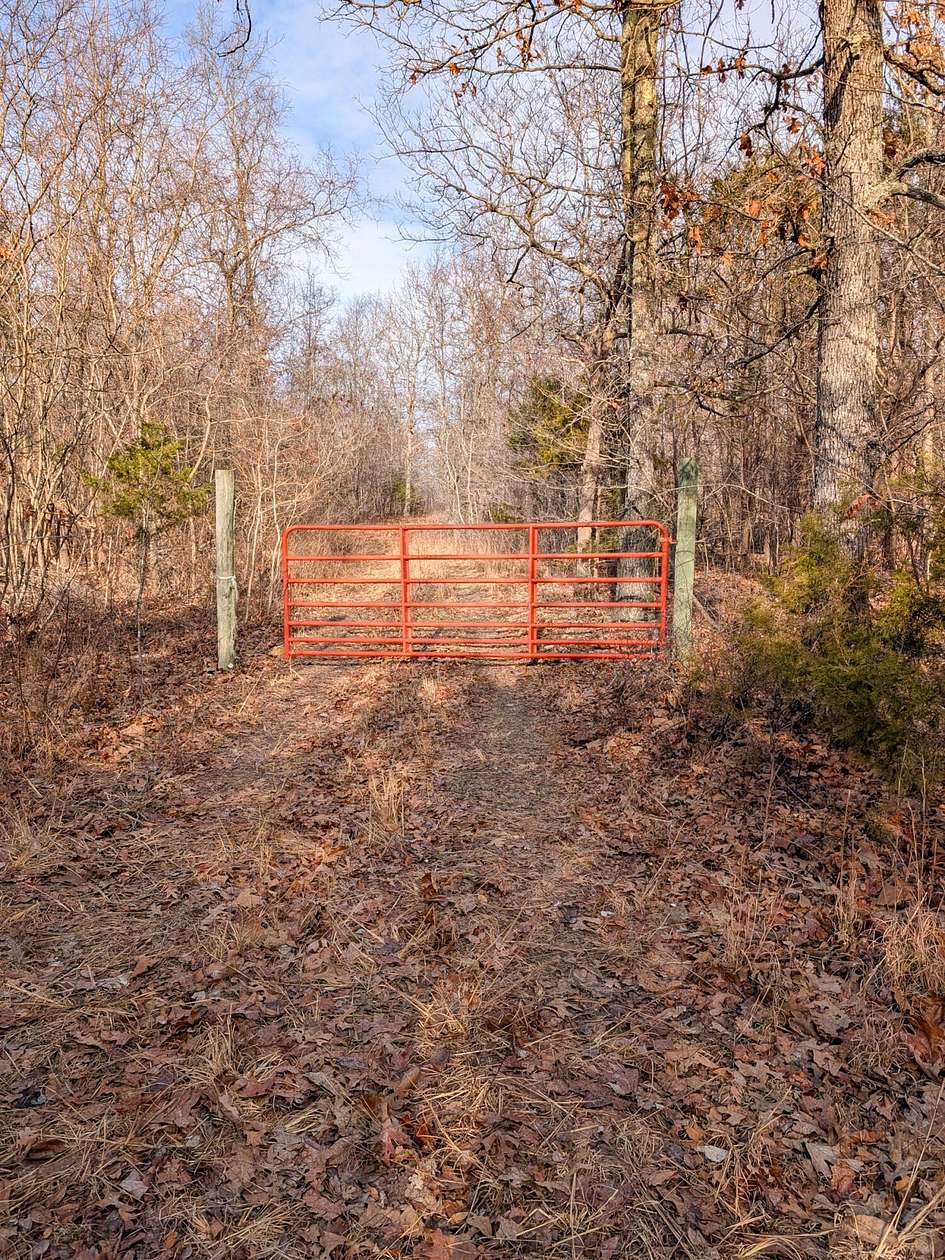 25 Acres of Recreational Land for Sale in Hartville, Missouri