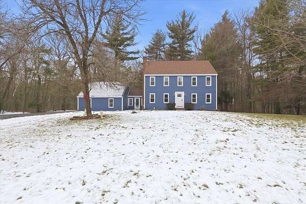 2 Acres of Residential Land with Home for Sale in Hanson, Massachusetts