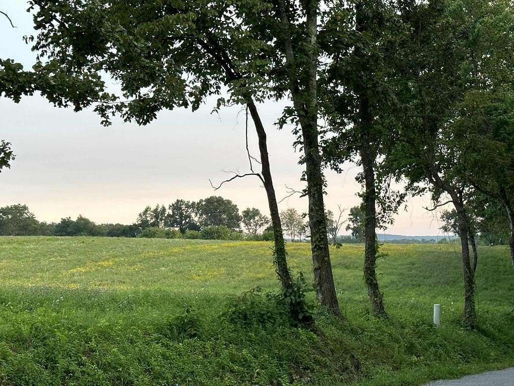 5.56 Acres of Land for Sale in Rockwood, Tennessee