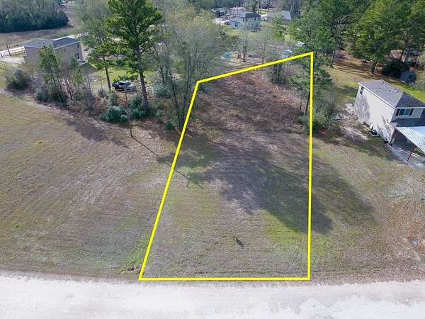 0.39 Acres of Residential Land for Sale in Huntsville, Texas