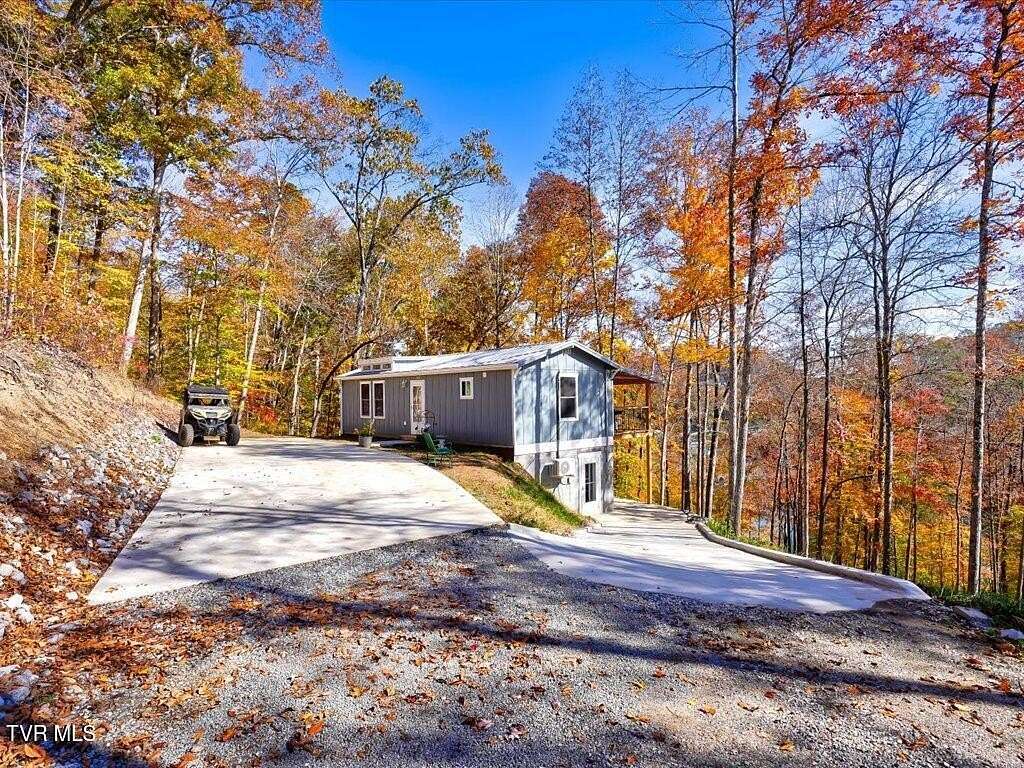 7.88 Acres of Residential Land with Home for Sale in New Tazewell, Tennessee