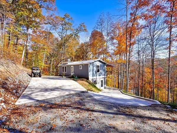 7.88 Acres of Residential Land with Home for Sale in New Tazewell, Tennessee