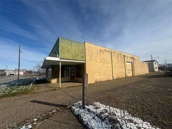 0.63 Acres of Mixed-Use Land for Auction in Canton, Ohio