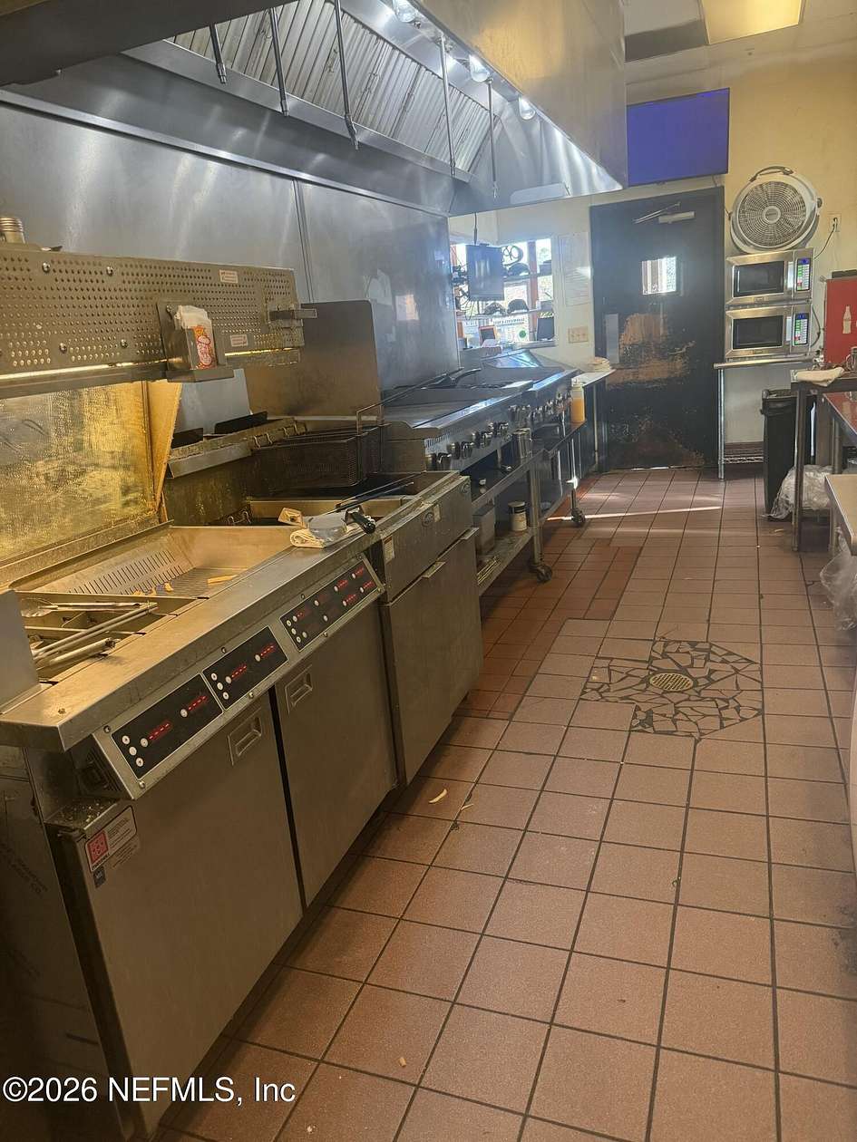 2.13 Acres of Improved Commercial Land for Sale in Orange Park, Florida