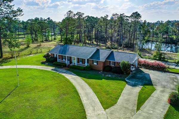 9 Acres of Land with Home for Sale in Douglas, Georgia