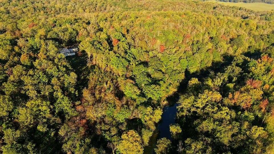 15 Acres of Land with Home for Sale in Evening Shade, Arkansas