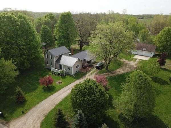 4.16 Acres of Residential Land with Home for Sale in Hillsdale, Michigan