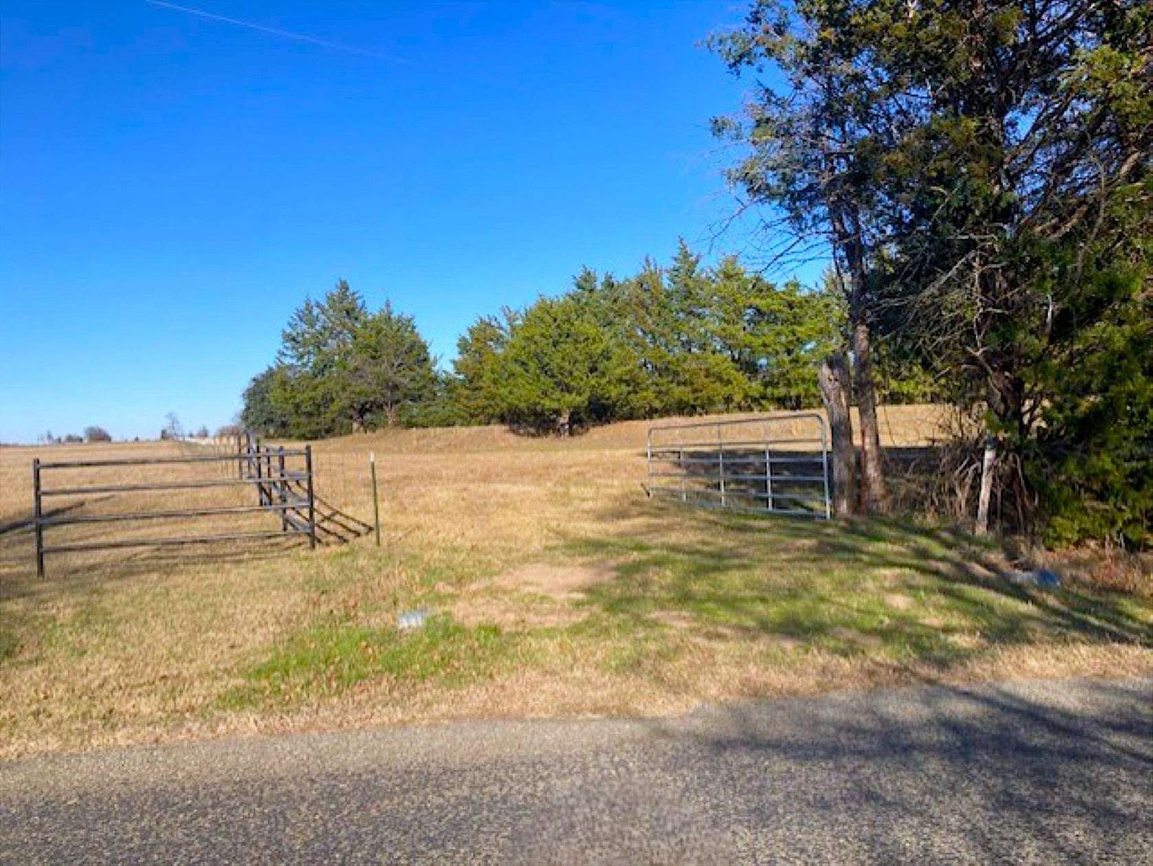 22 Acres of Land for Sale in Bells, Texas