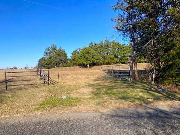 22 Acres of Land for Sale in Bells, Texas