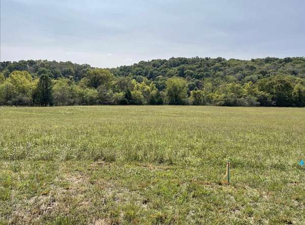 1.54 Acres of Residential Land for Sale in Pulaski, Tennessee