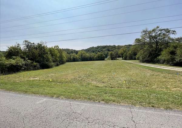 2 Acres of Residential Land for Sale in Pulaski, Tennessee