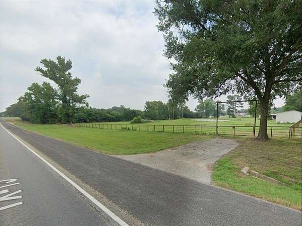 2.78 Acres of Land for Sale in Athens, Texas