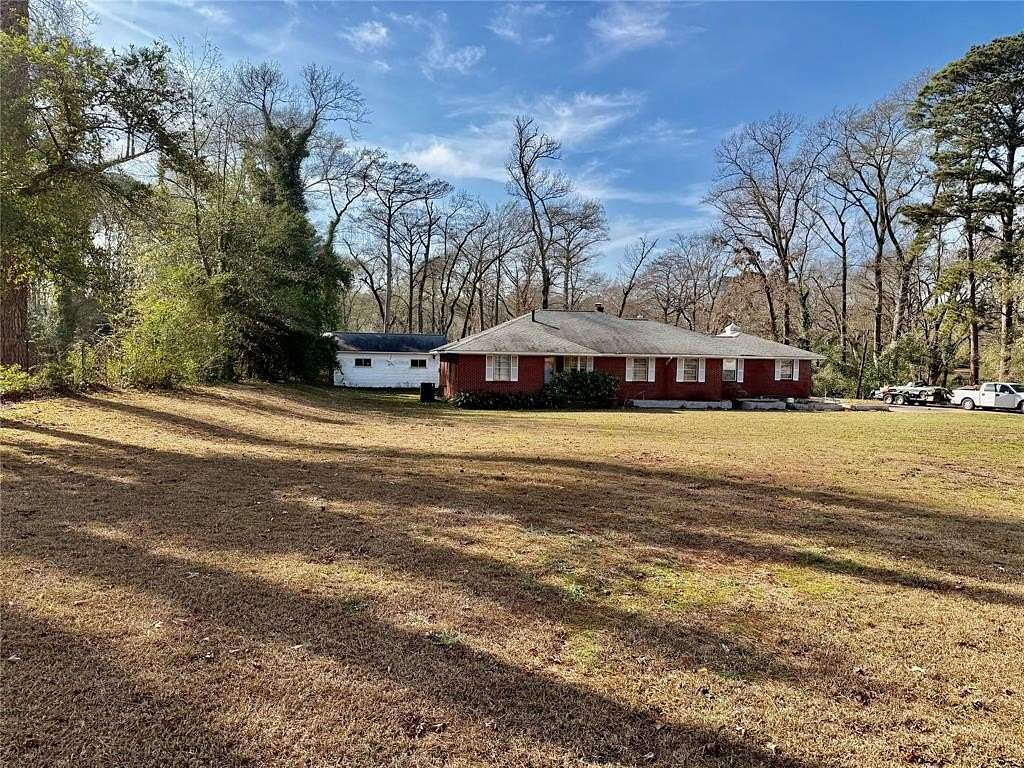 5.14 Acres of Residential Land with Home for Sale in Shreveport, Louisiana