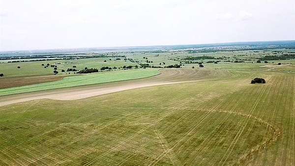 11.3 Acres of Land for Sale in Lindsay, Texas