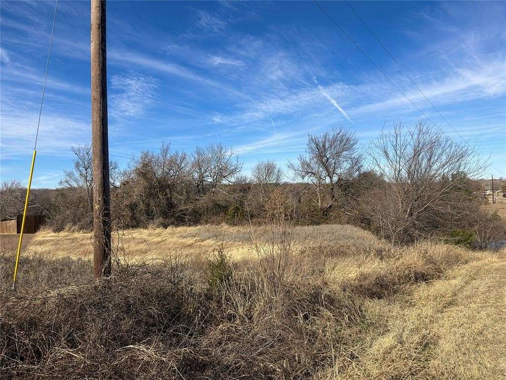 1.26 Acres of Residential Land for Sale in Weatherford, Texas