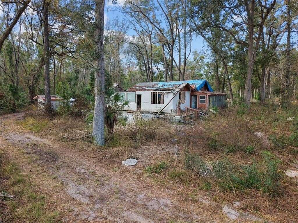 3.26 Acres of Residential Land for Sale in Old Town, Florida