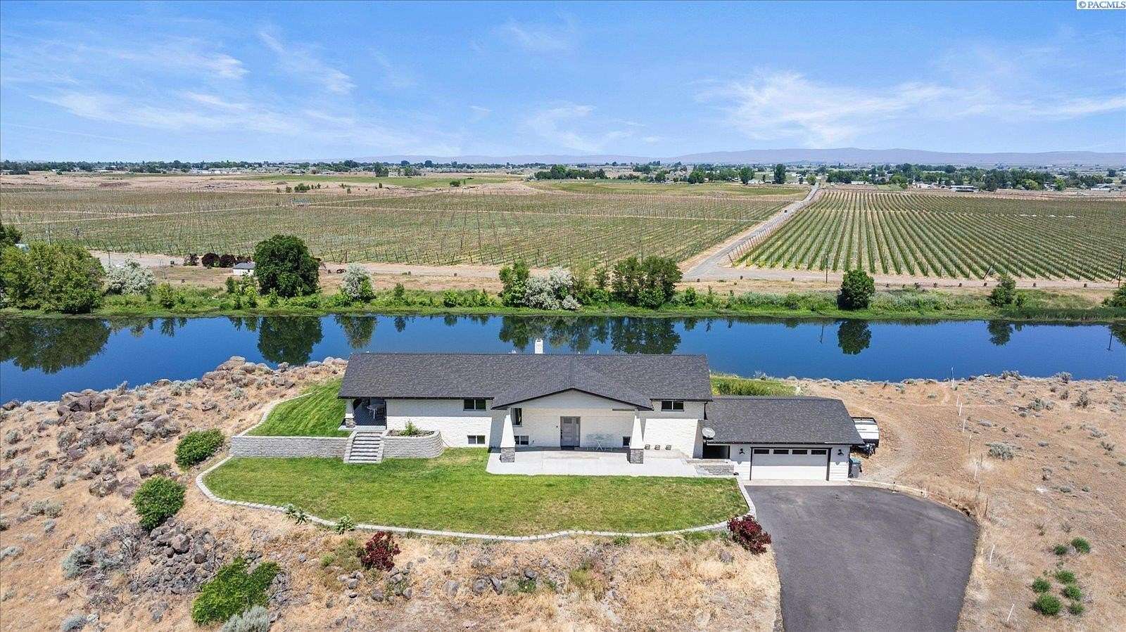 3.42 Acres of Residential Land with Home for Sale in Prosser, Washington
