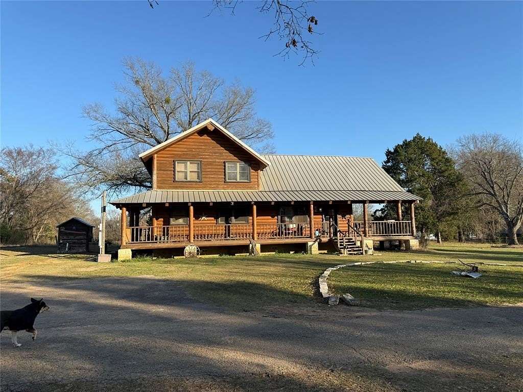 40.2 Acres of Land with Home for Sale in LaRue, Texas