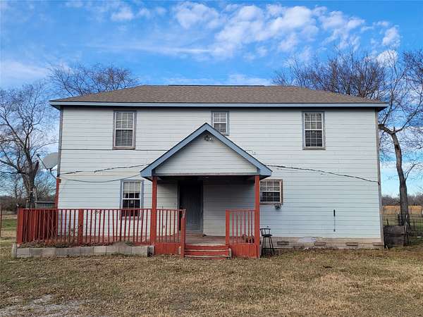 10 Acres of Improved Land for Sale in Campbell, Texas