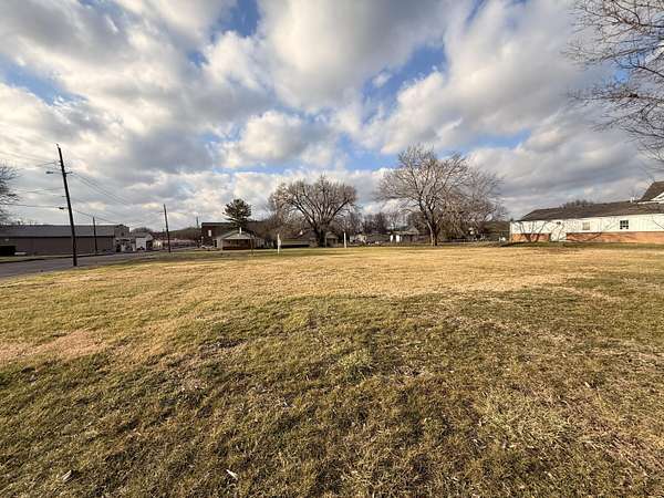 1 Acre of Mixed-Use Land for Sale in Stanford, Kentucky