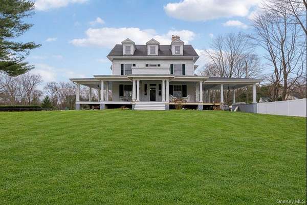 2.18 Acres of Residential Land with Home for Lease in Syosset, New York