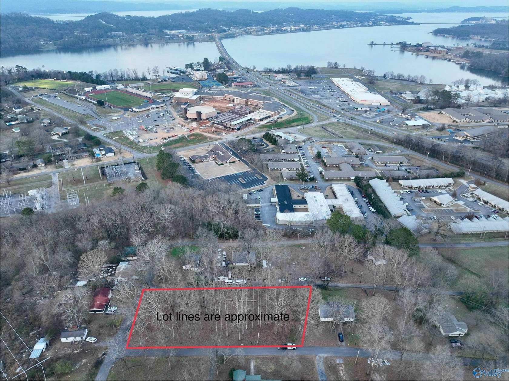 0.8 Acres of Land for Sale in Guntersville, Alabama