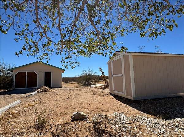 2.5 Acres of Land with Home for Sale in Landers, California