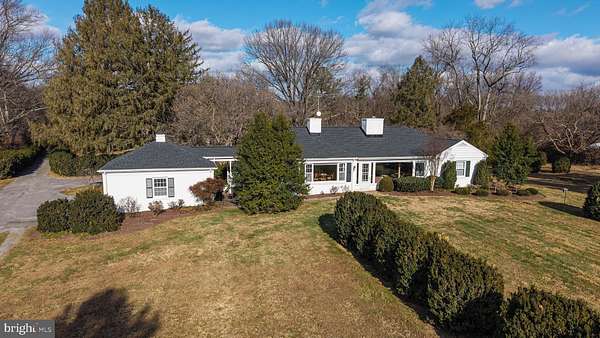 11.2 Acres of Land with Home for Sale in Boyce, Virginia