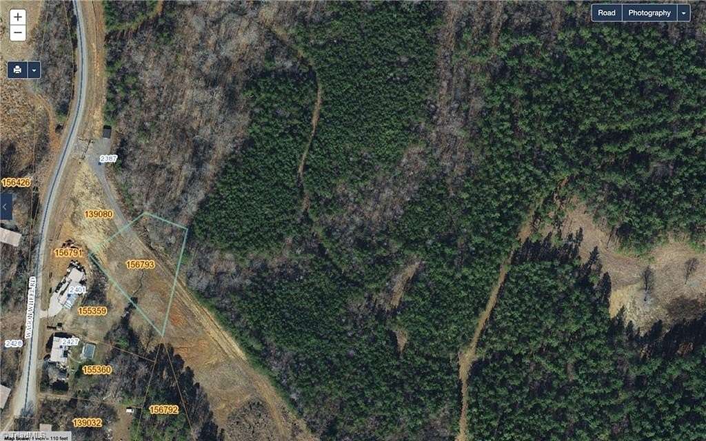 123 Acres of Land for Sale in Yadkinville, North Carolina